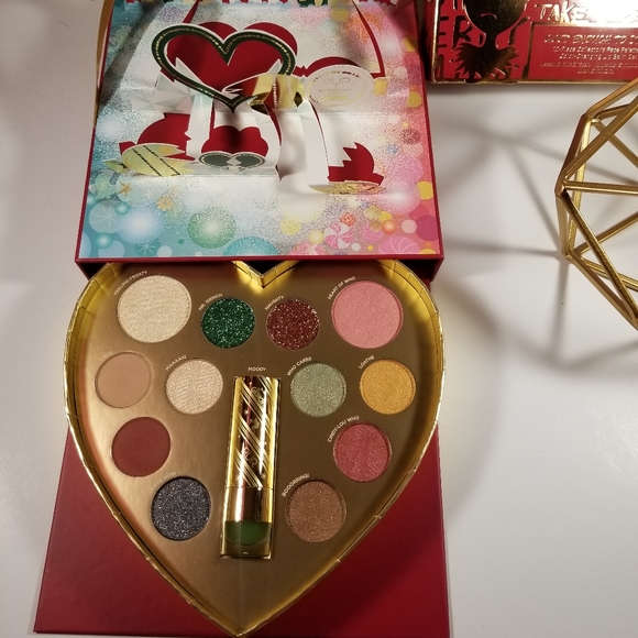 🆕️PUR, Grinch, Eye & Lip Palette - Picture 8 of 8
